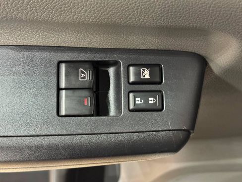 Used 2017 Nissan NV 1500 SV RWD image 16