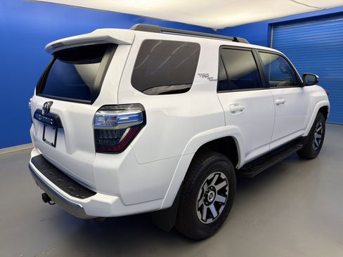 Used 2023 Toyota 4Runner TRD Off-Road Premium w/ Off Road Premium Plus Package AWD/4WD image 7