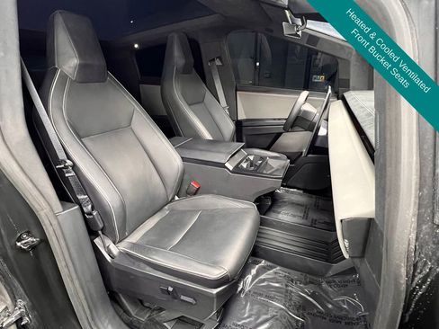 Used 2024 Tesla Cybertruck Cyberbeast AWD/4WD image 6