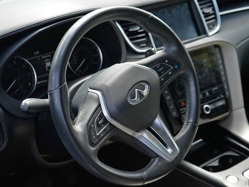 Used 2023 INFINITI QX55 Essential AWD/4WD image 10