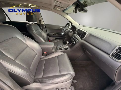 Used 2020 Kia Sportage EX w/ EX Technology Package FWD image 16