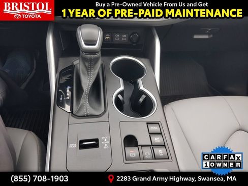 Used 2023 Toyota Highlander XLE AWD/4WD image 25