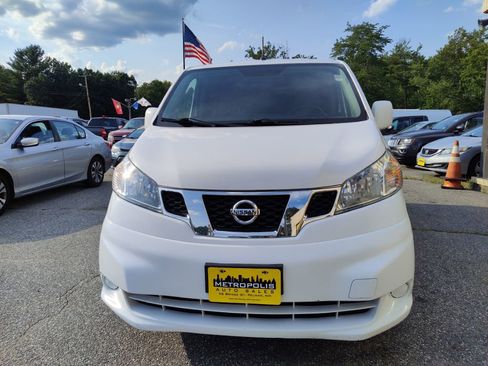 Used 2018 Nissan NV200 SV w/ Navigation Package image 3