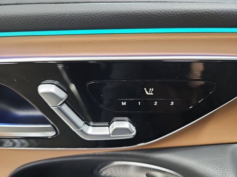 New 2026 Mercedes-Benz E 350 4MATIC Sedan image 30