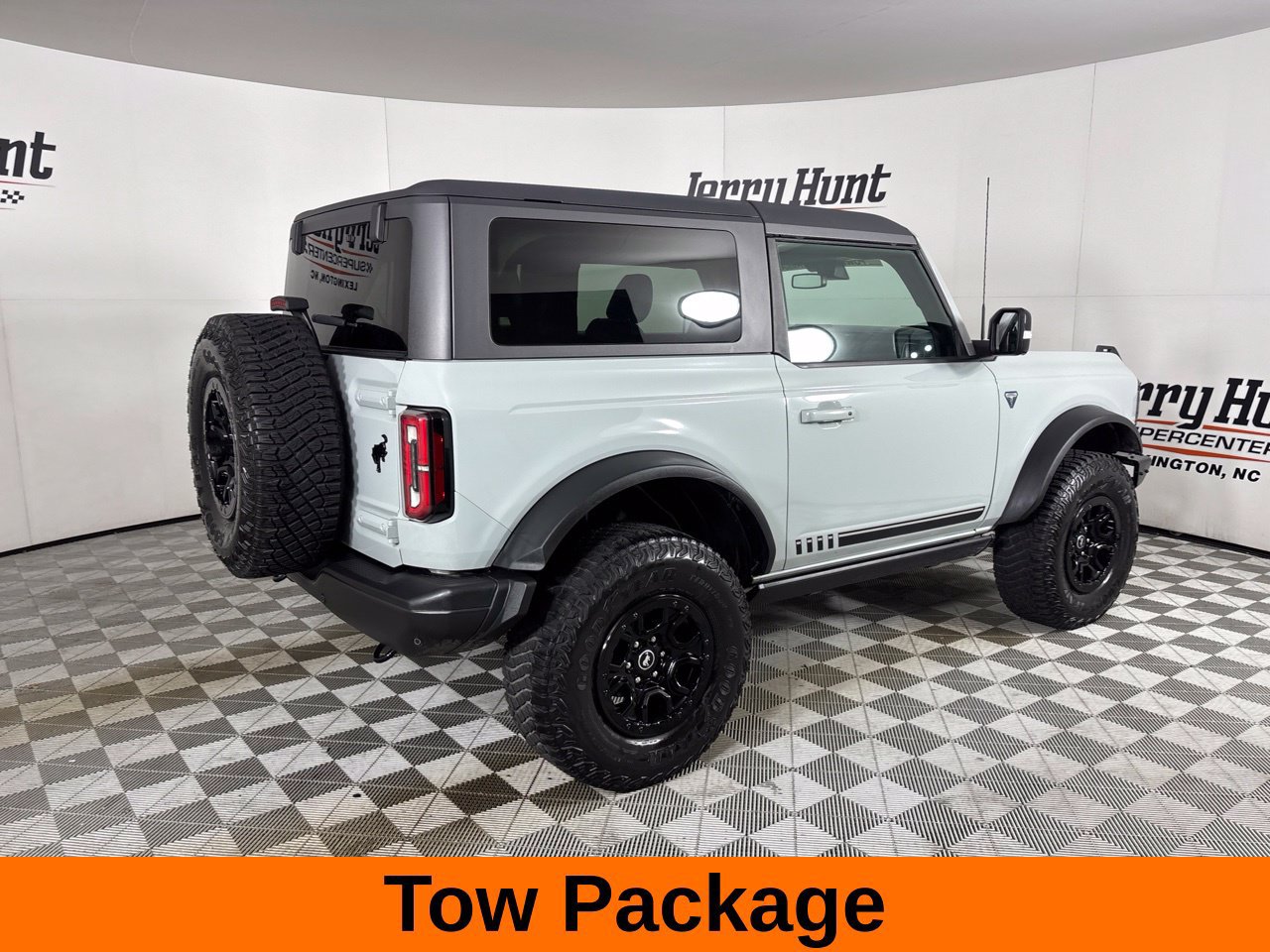 Used 2021 Ford Bronco First Edition AWD/4WD image 5