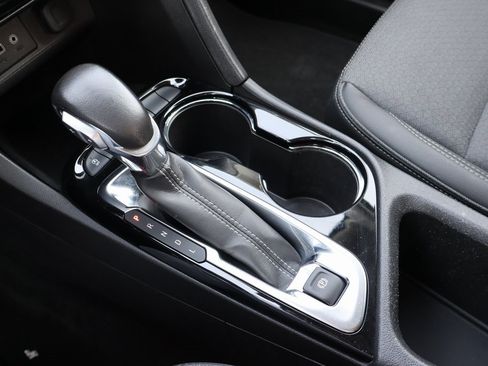 Used 2021 Buick Encore GX Select image 8