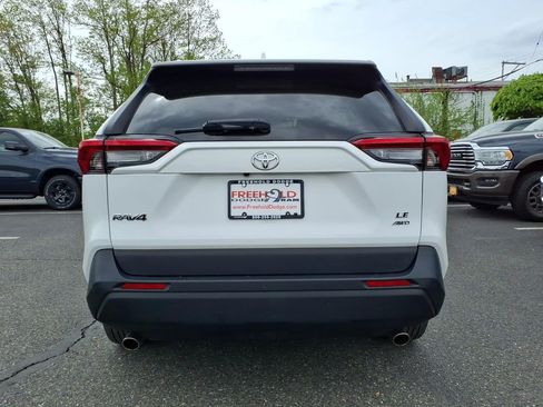 Used 2019 Toyota RAV4 LE AWD/4WD image 20
