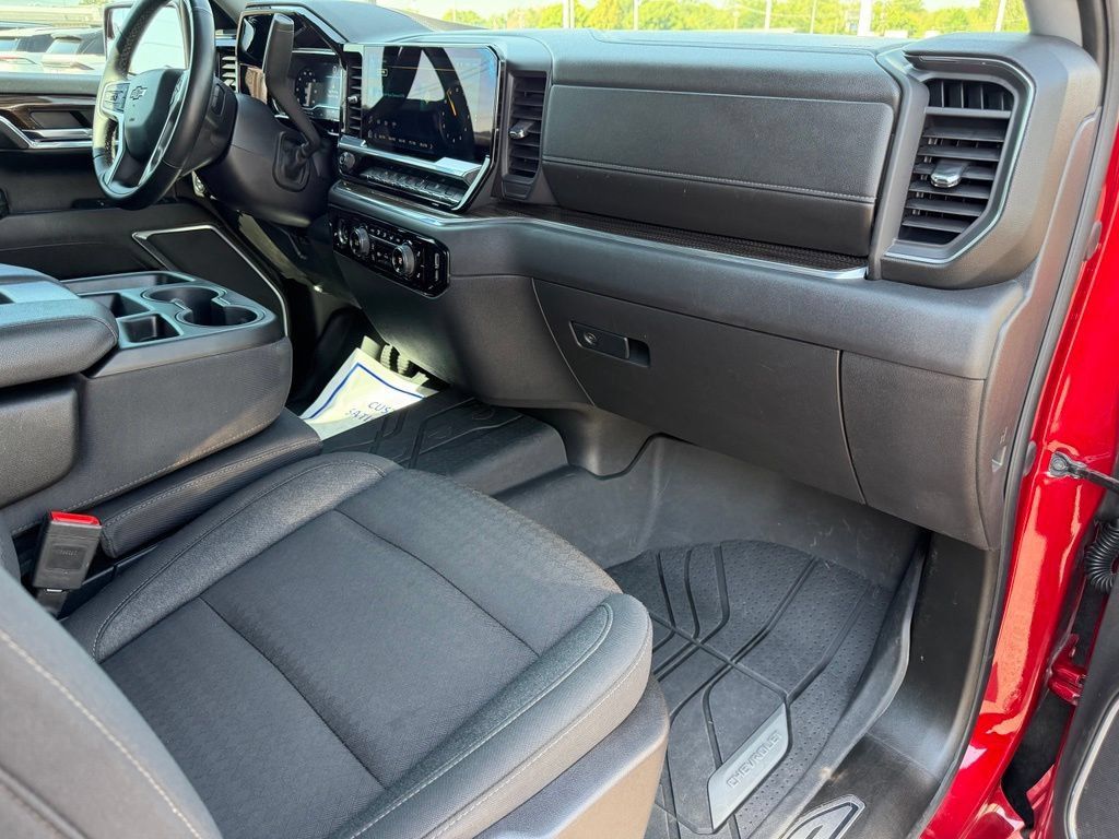 Used 2024 Chevrolet Silverado 1500 RST w/ LPO, Dark Essentials Package AWD/4WD image 31