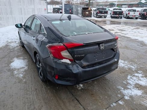 Used 2016 Honda Civic Touring image 15