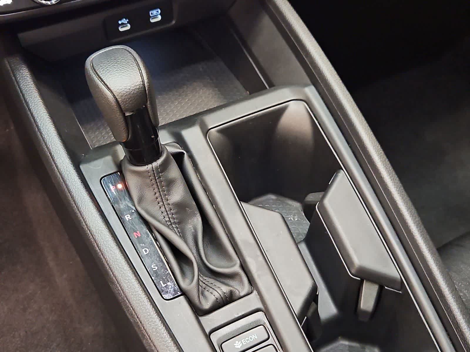 Certified 2025 Honda Accord SE image 9