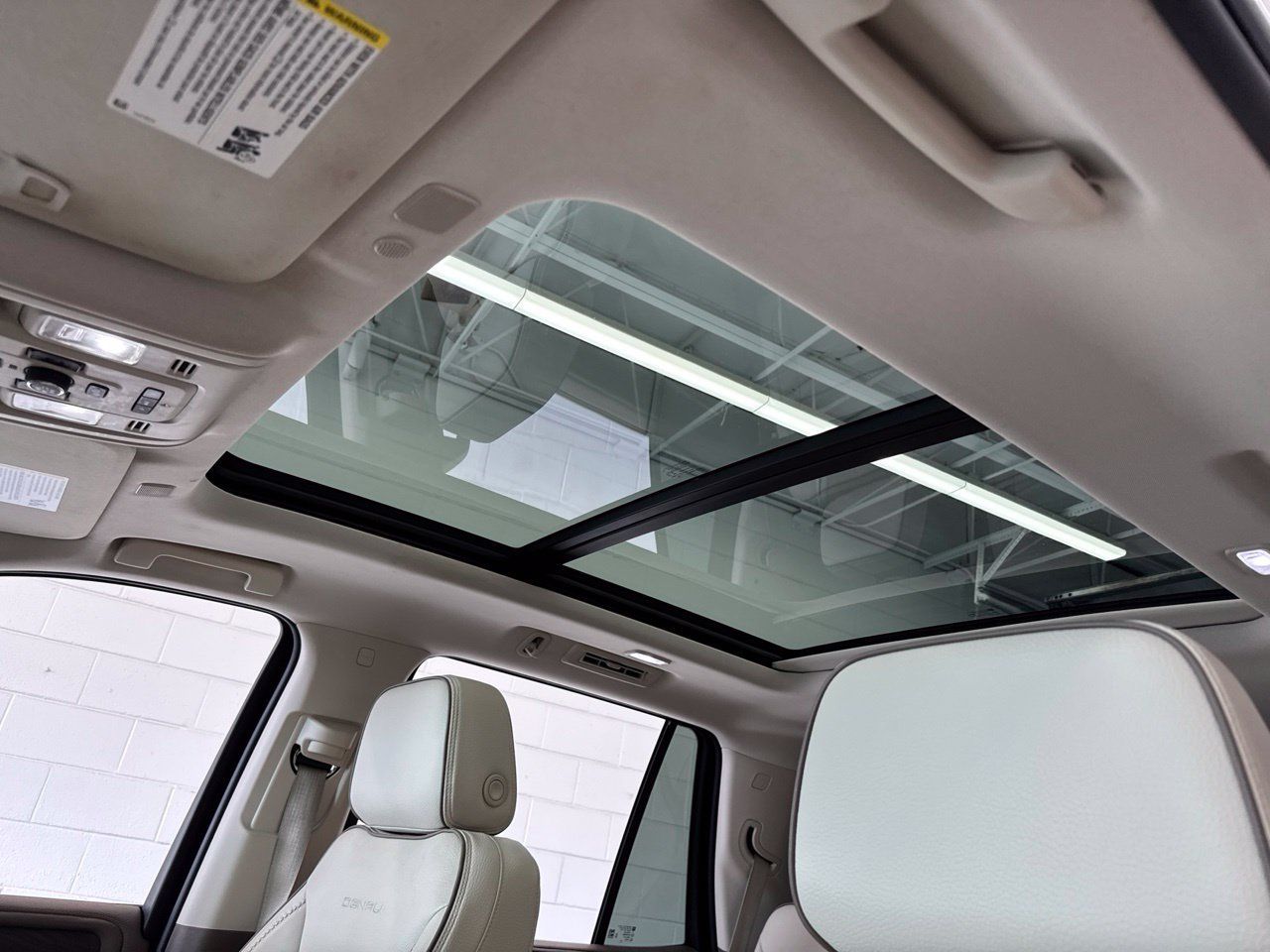 Used 2022 GMC Yukon Denali AWD/4WD image 19