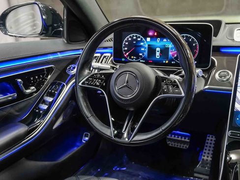 Certified 2023 Mercedes-Benz S 580 4MATIC Sedan image 19