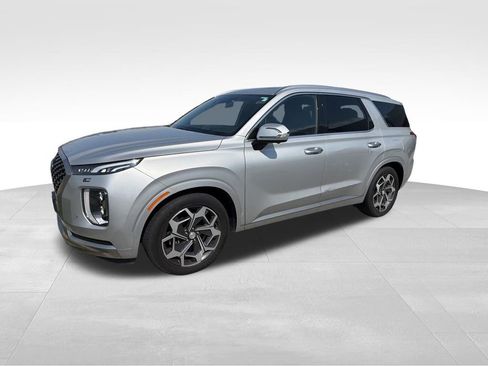 Used 2022 Hyundai Palisade Calligraphy image 3