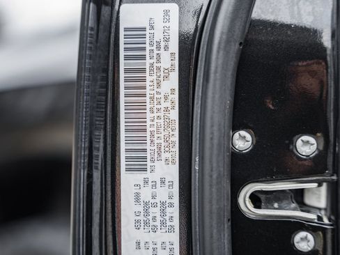 Used 2016 RAM 2500 Big Horn w/ Black Appearance Group image 47