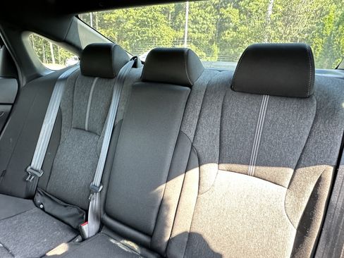 Used 2023 Honda Accord Sport image 10