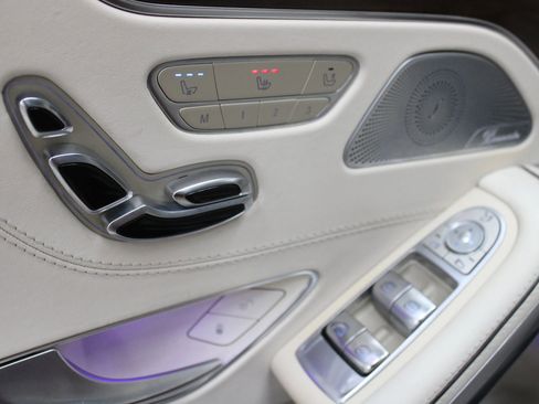 Used 2015 Mercedes-Benz S 550 4MATIC Coupe image 25