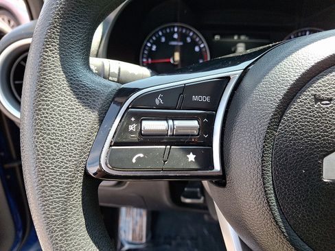 Certified 2024 Kia Forte LXS FWD image 20
