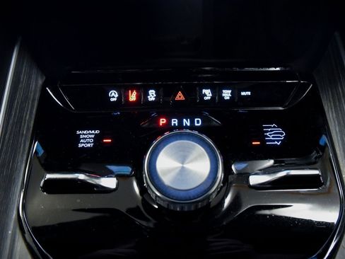 Used 2024 Jeep Wagoneer Series III image 33