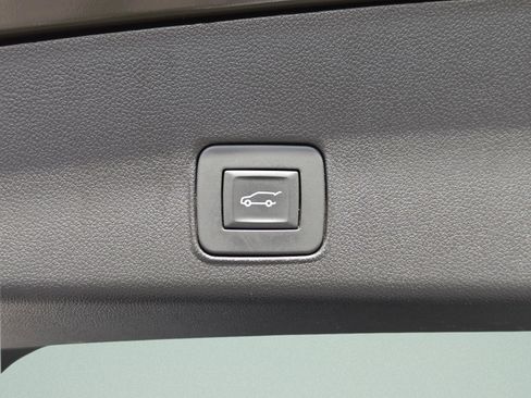 Used 2021 Chevrolet TrailBlazer ACTIV w/ Sun and Liftgate Package AWD/4WD image 14
