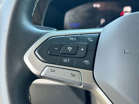 Certified 2024 Volkswagen Taos S FWD image 30