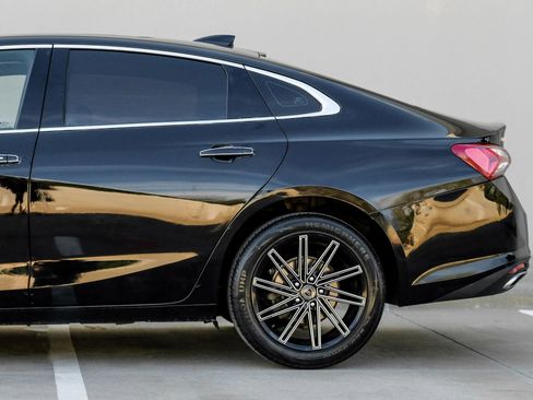 Used 2020 Chevrolet Malibu Premier image 10