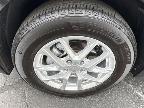 Certified 2024 Chevrolet Equinox LT FWD image 31