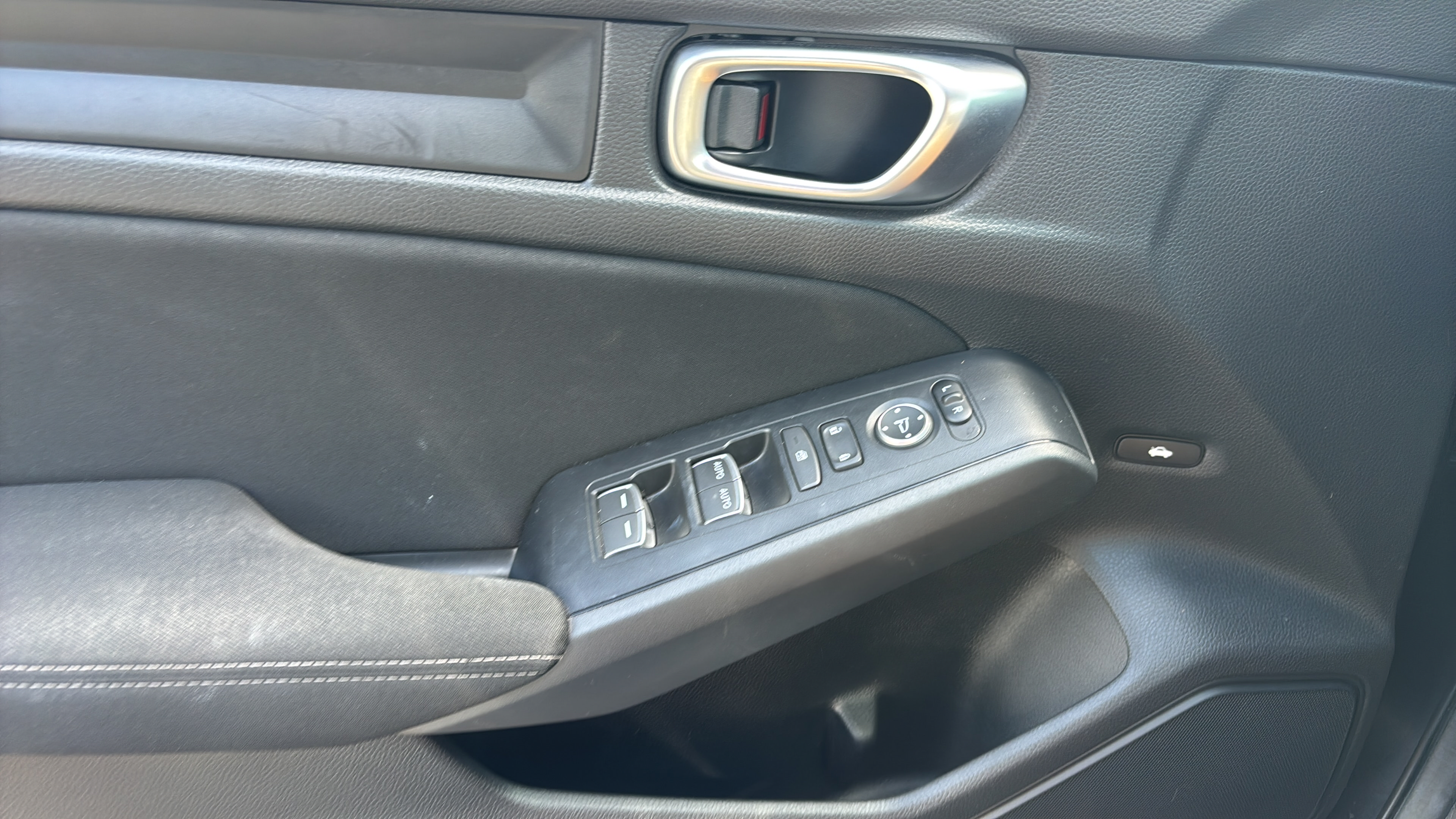 Certified 2024 Honda Civic LX image 16