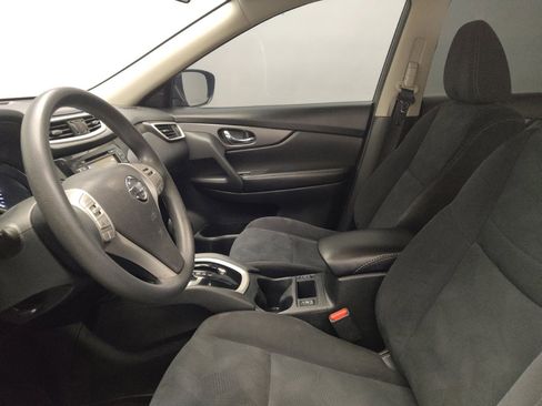 Used 2016 Nissan Rogue SV w/ SV Premium Package image 17