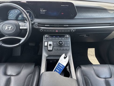 Certified 2023 Hyundai Palisade Limited FWD image 17