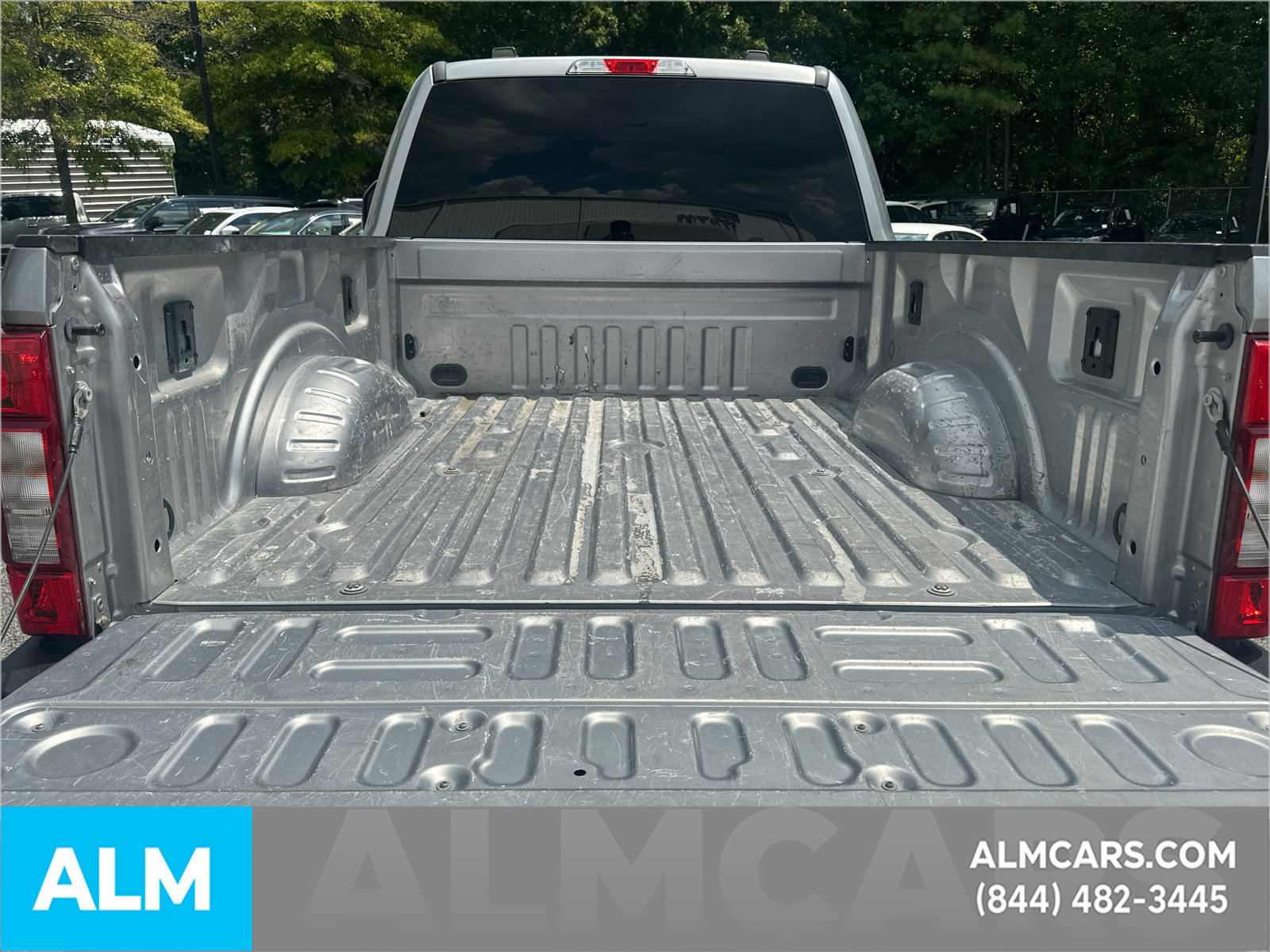 Used 2020 Ford F350 XLT w/ XLT Premium Package AWD/4WD image 21