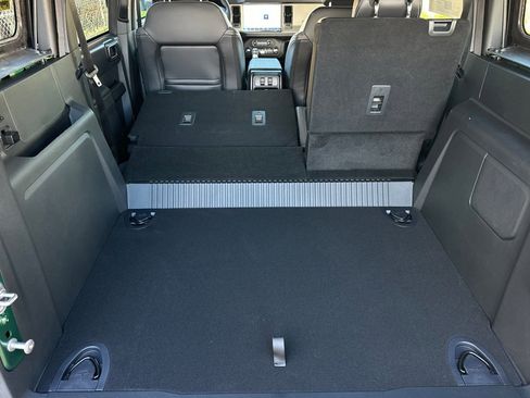 New 2025 Ford Bronco Outer Banks AWD/4WD image 12