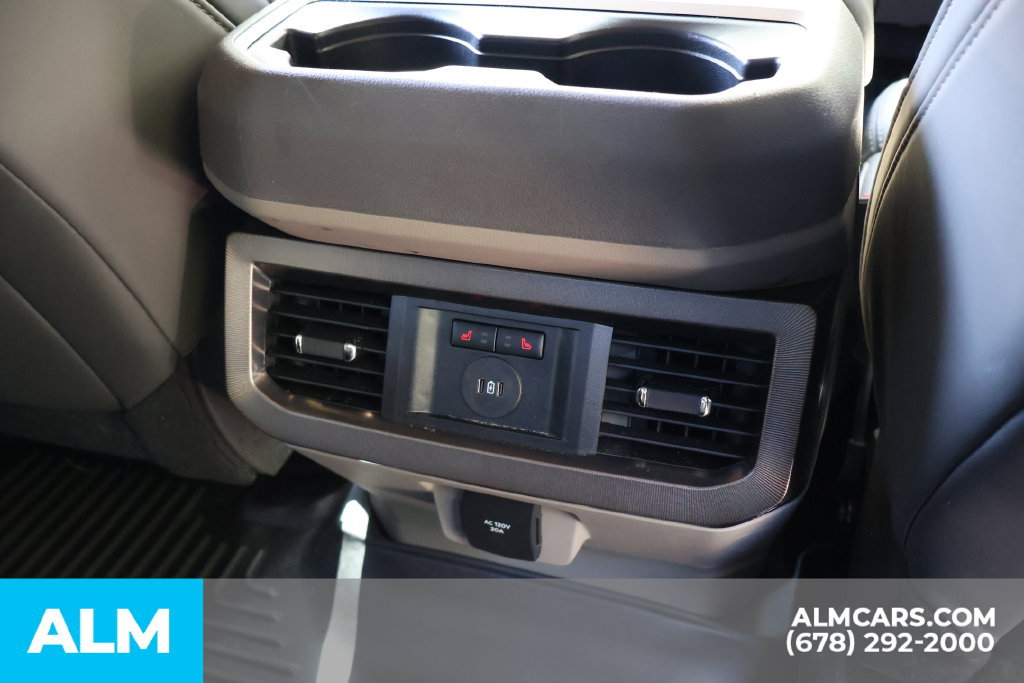 Used 2025 Ford F450 Platinum w/ Platinum Plus Package AWD/4WD image 31