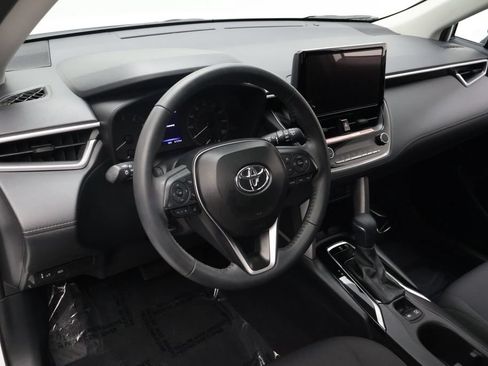 Certified 2024 Toyota Corolla Cross LE FWD image 15