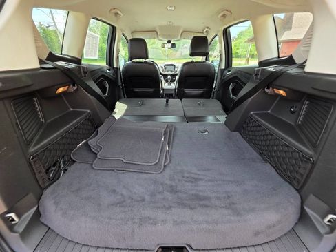 Used 2013 Ford C-MAX SEL FWD image 22
