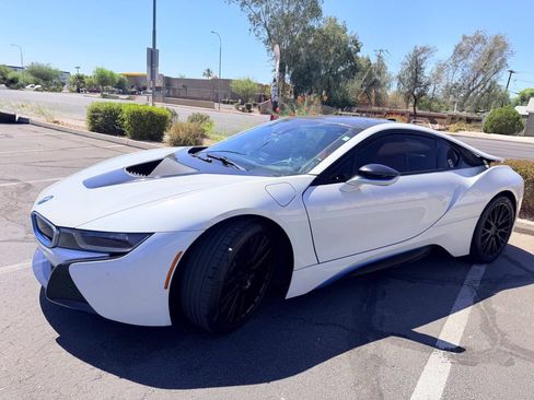 Used 2015 BMW i8 AWD/4WD image 3