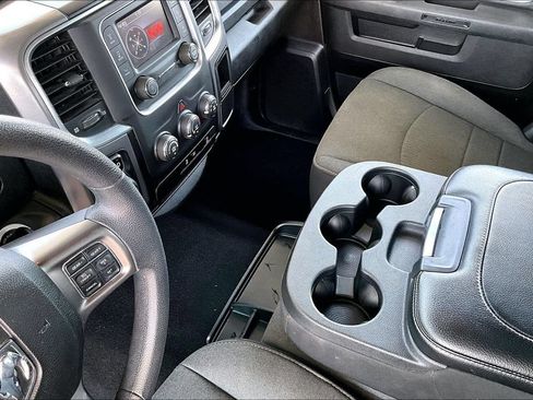 Used 2024 RAM 1500 Warlock AWD/4WD image 19