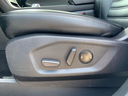 Used 2024 Ford Edge SEL AWD/4WD image 19