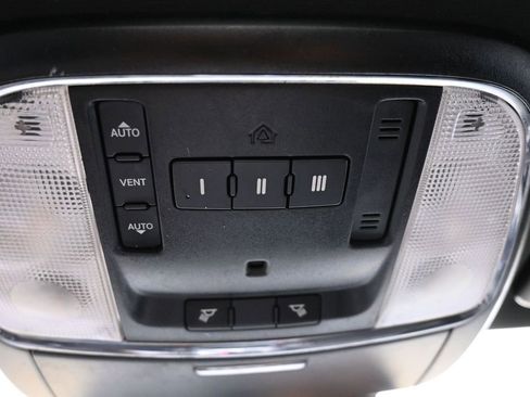 Used 2017 Dodge Charger R/T RWD image 57