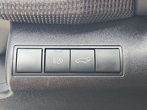 Certified 2023 Subaru Solterra AWD image 31