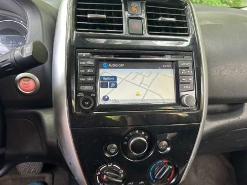 Used 2015 Nissan Versa Note FWD image 12