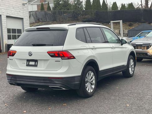 Used 2022 Volkswagen Taos SE image 6