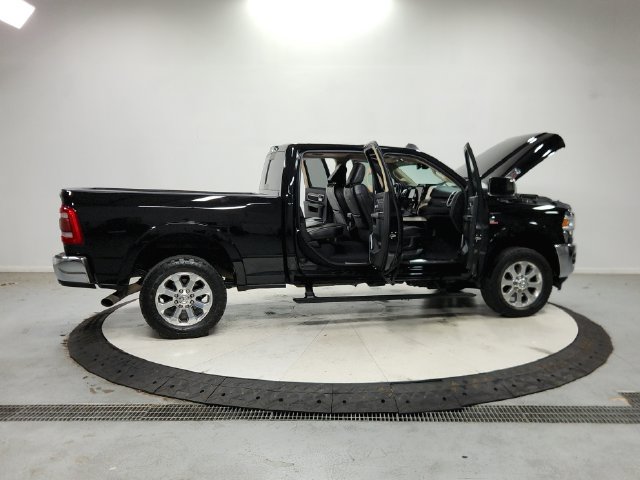 Used 2022 RAM 3500 Laramie AWD/4WD image 17