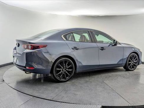 Used 2024 MAZDA MAZDA3 s image 4