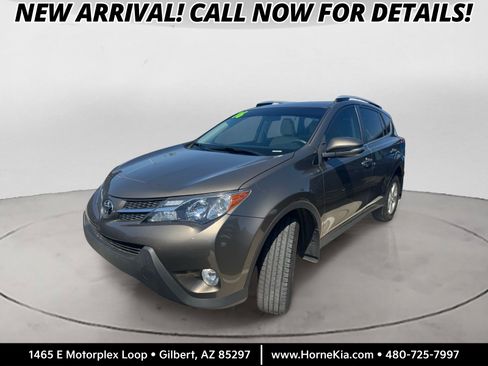 Used 2014 Toyota RAV4 XLE FWD image 1