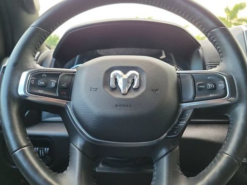 Used 2024 RAM 1500 Laramie AWD/4WD image 22