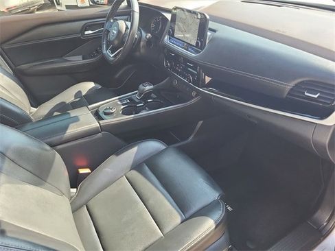 Used 2022 Nissan Rogue SL w/ SL Premium Package image 26