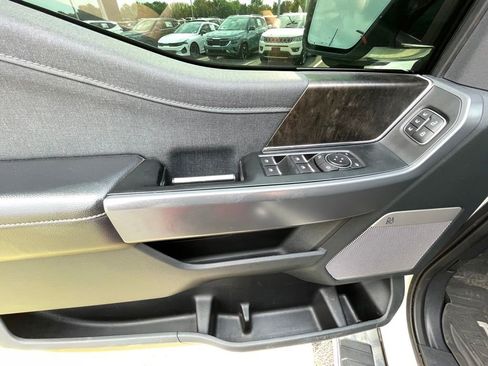 Used 2021 Ford F150 Lariat AWD/4WD image 12