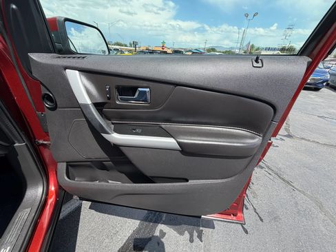Used 2014 Ford Edge Limited w/ Driver Entry Package AWD/4WD image 14