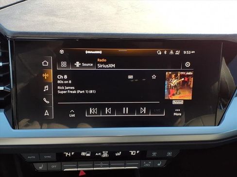 Used 2022 Audi Q4 e-tron Premium Plus image 18