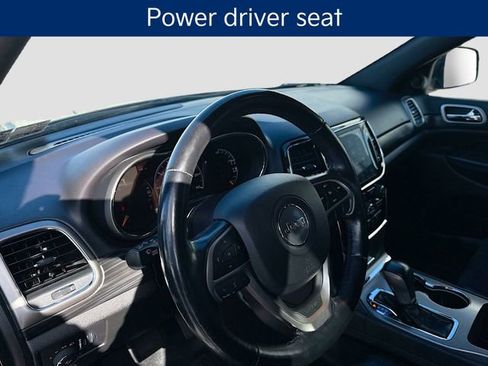 Used 2021 Jeep Grand Cherokee Laredo X image 9